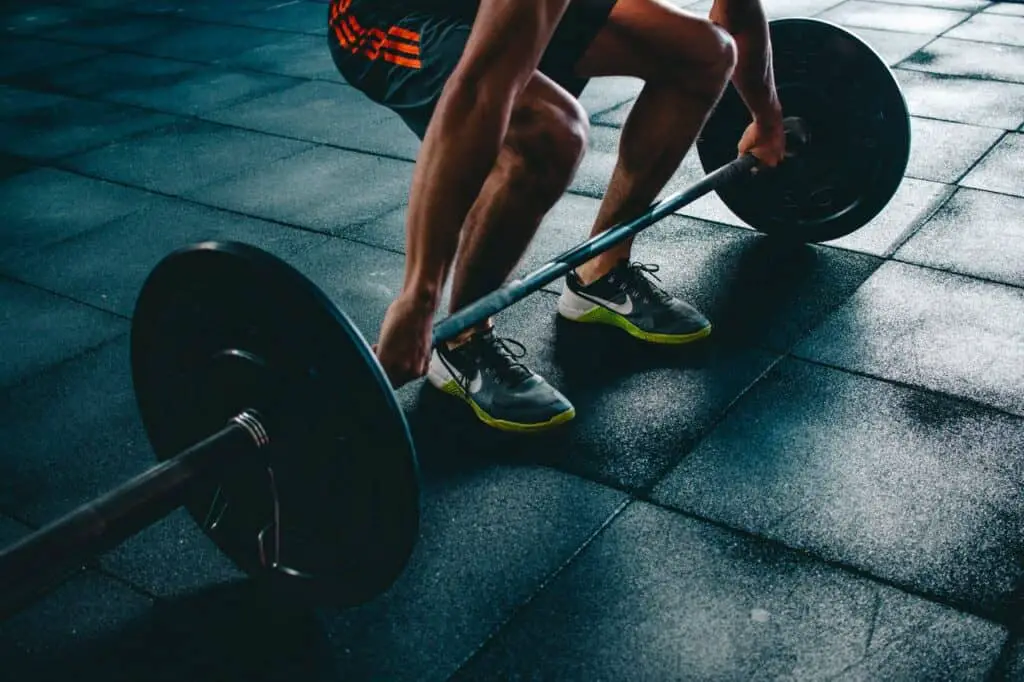 Man doing crossfit